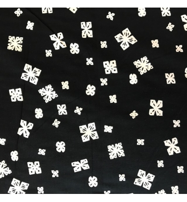 5066-black-and-white-2300